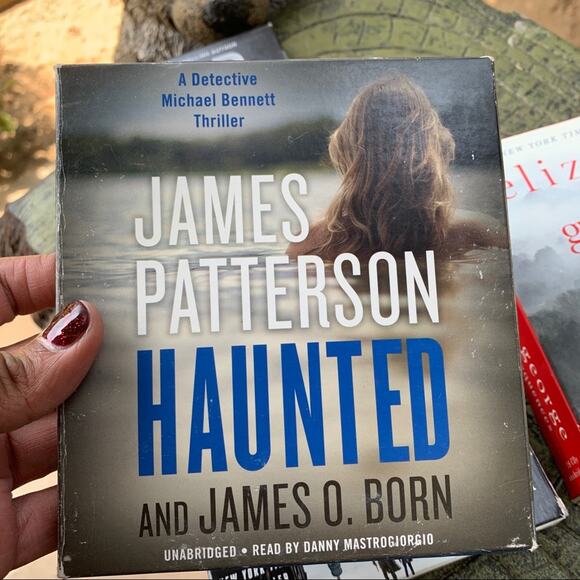 Thriller Audio CD books Dark Tower Use of Force Banquet of Consequences Haunted - Picture 8 of 9